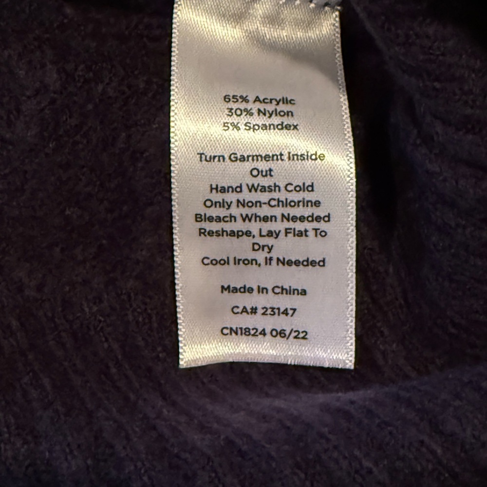 NWT Talbots Navy Crew Nexk Sweater w Faux Stone Accents SZ M - Picture 8 of 14